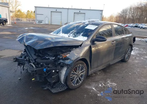 2023 Kia Forte Gt-Line из США, поврежденный, VIN 3KPF54AD3PE520859